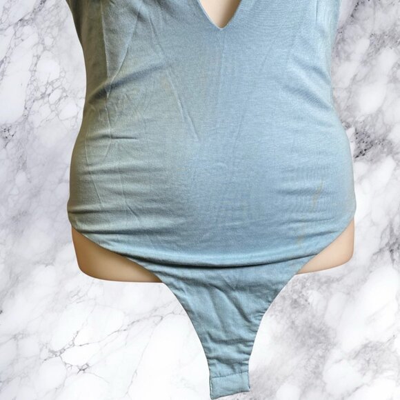 Superdown Marla Halter Bodysuit - Dusty Blue - Picture 7 of 9